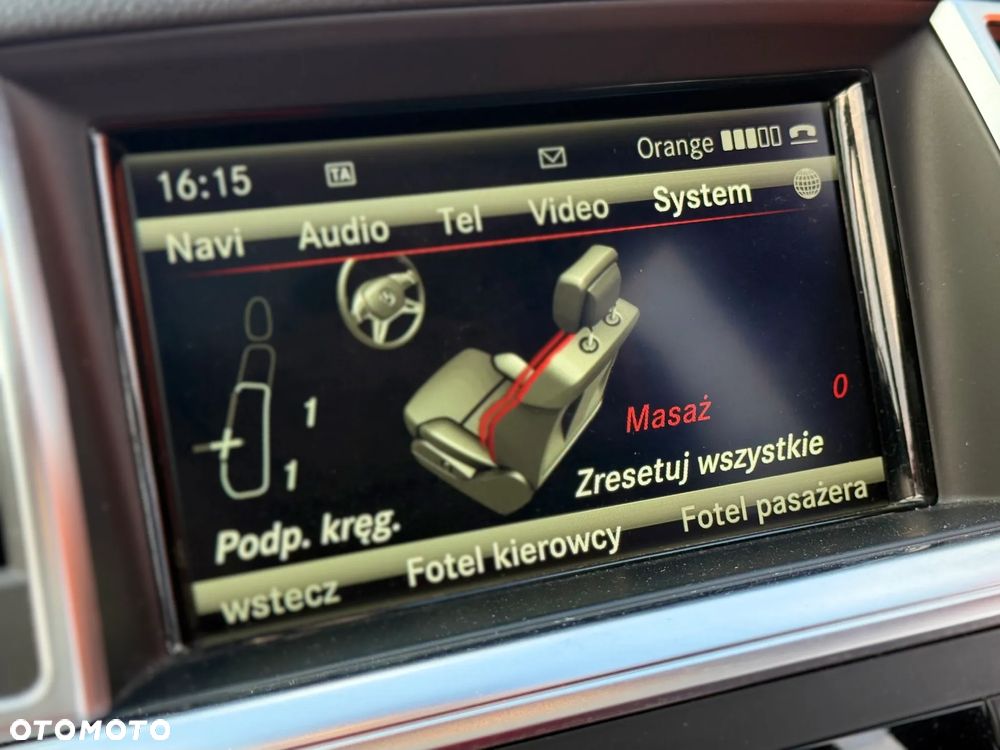 Mercedes-Benz GL - 11