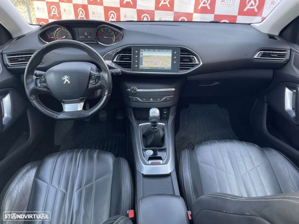 Peugeot 308 125 THP Allure - 9