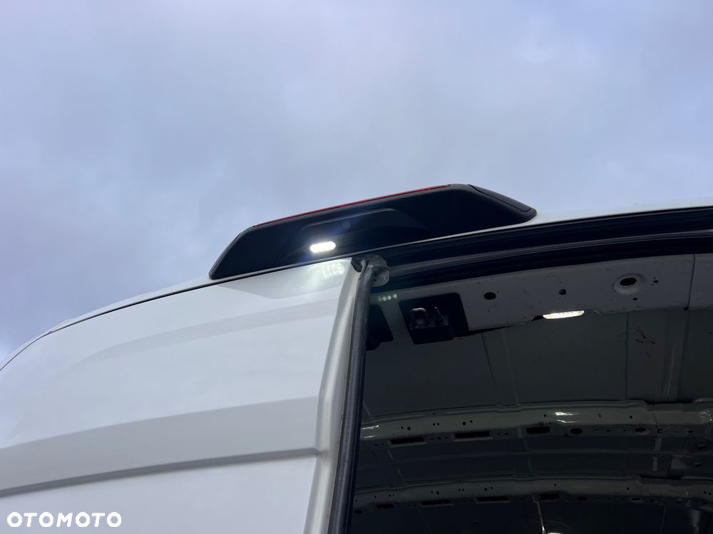 Ford Transit - 18