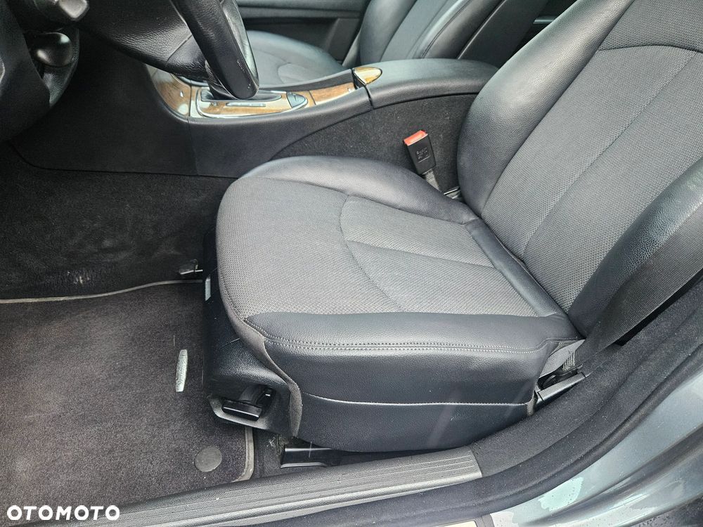 Mercedes-Benz Klasa E 320 CDI Avantgarde - 26
