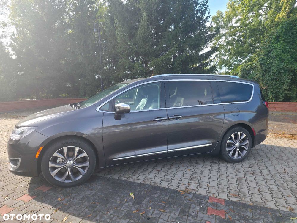 Chrysler Pacifica 2020 photo 3
