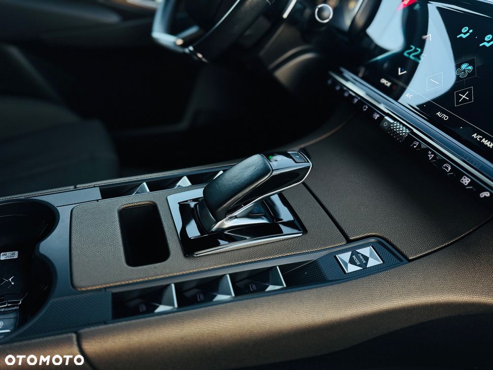 DS Automobiles DS 7 Crossback 1.6 E-Tense Bastille + - 15