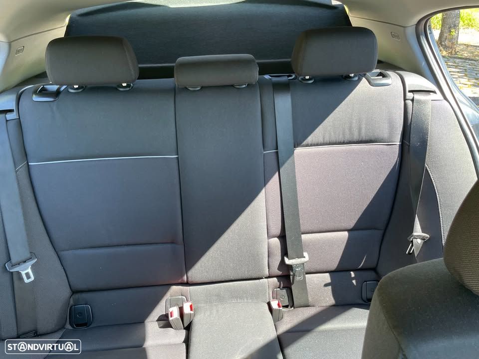 BMW 118 d - 14