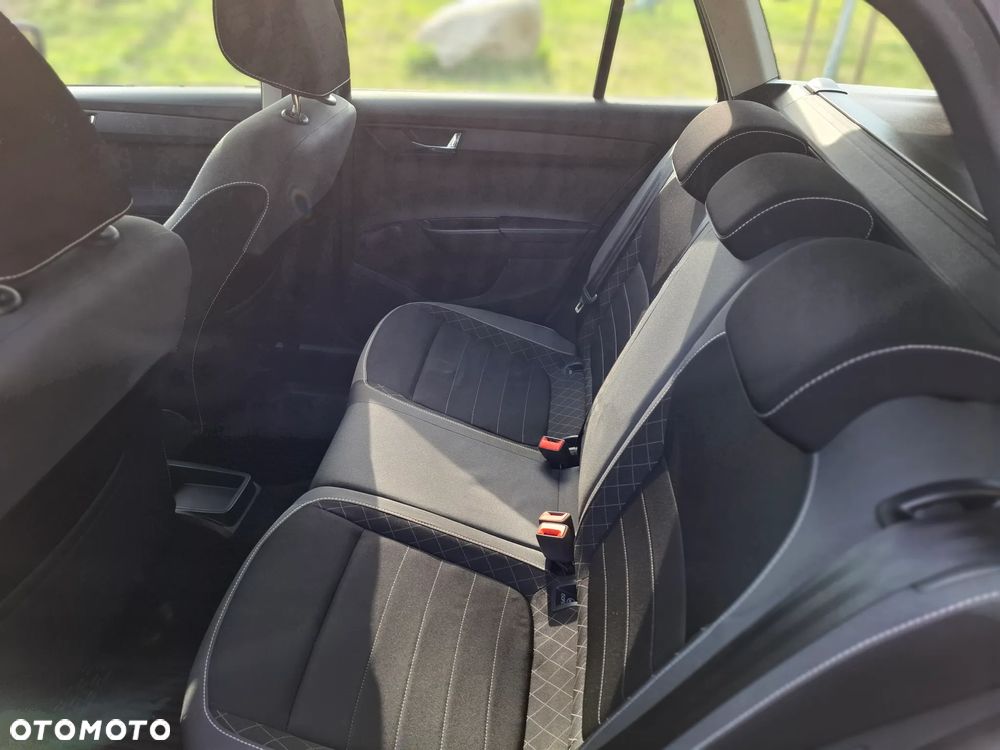 Skoda Fabia 1.0 TSI Ambition Plus - 9