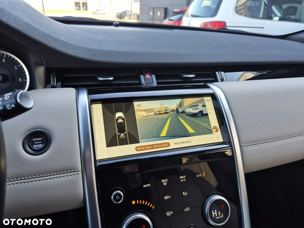 Land Rover Discovery Sport - 30