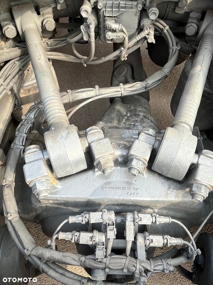 Mercedes-Benz ACTROS bez retardera prokontraktowy - 22