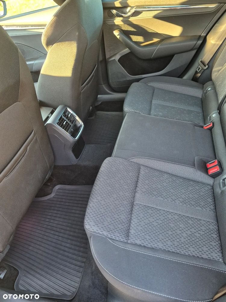 Skoda Octavia 2.0 TDI Style DSG - 13