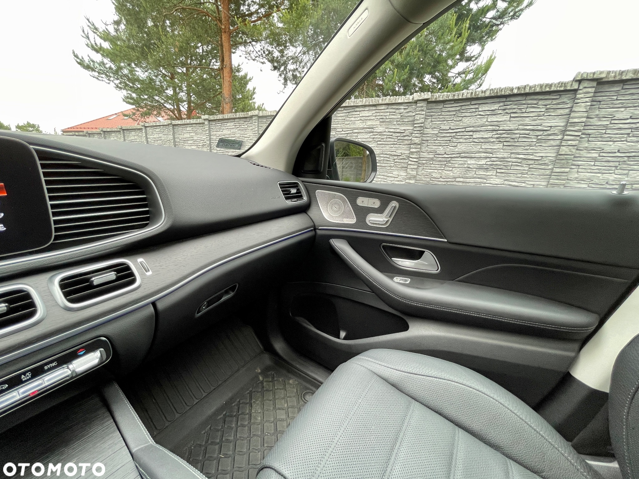 Mercedes-Benz GLE 300 d 4-Matic - 15