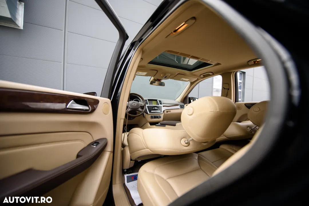 Mercedes-Benz ML 350 BlueTec 4MATIC Aut - 12