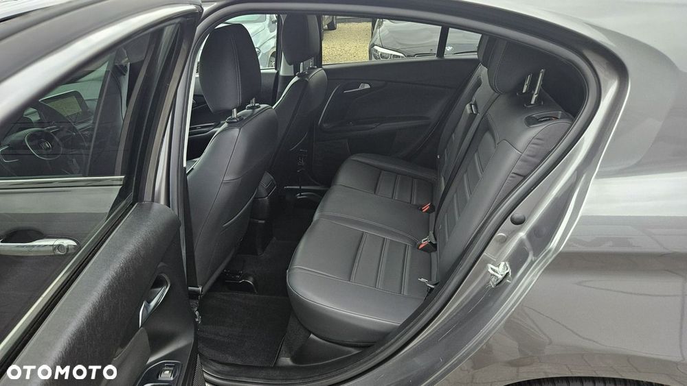 Fiat Tipo 1.4 T-Jet 16v Lounge - 25