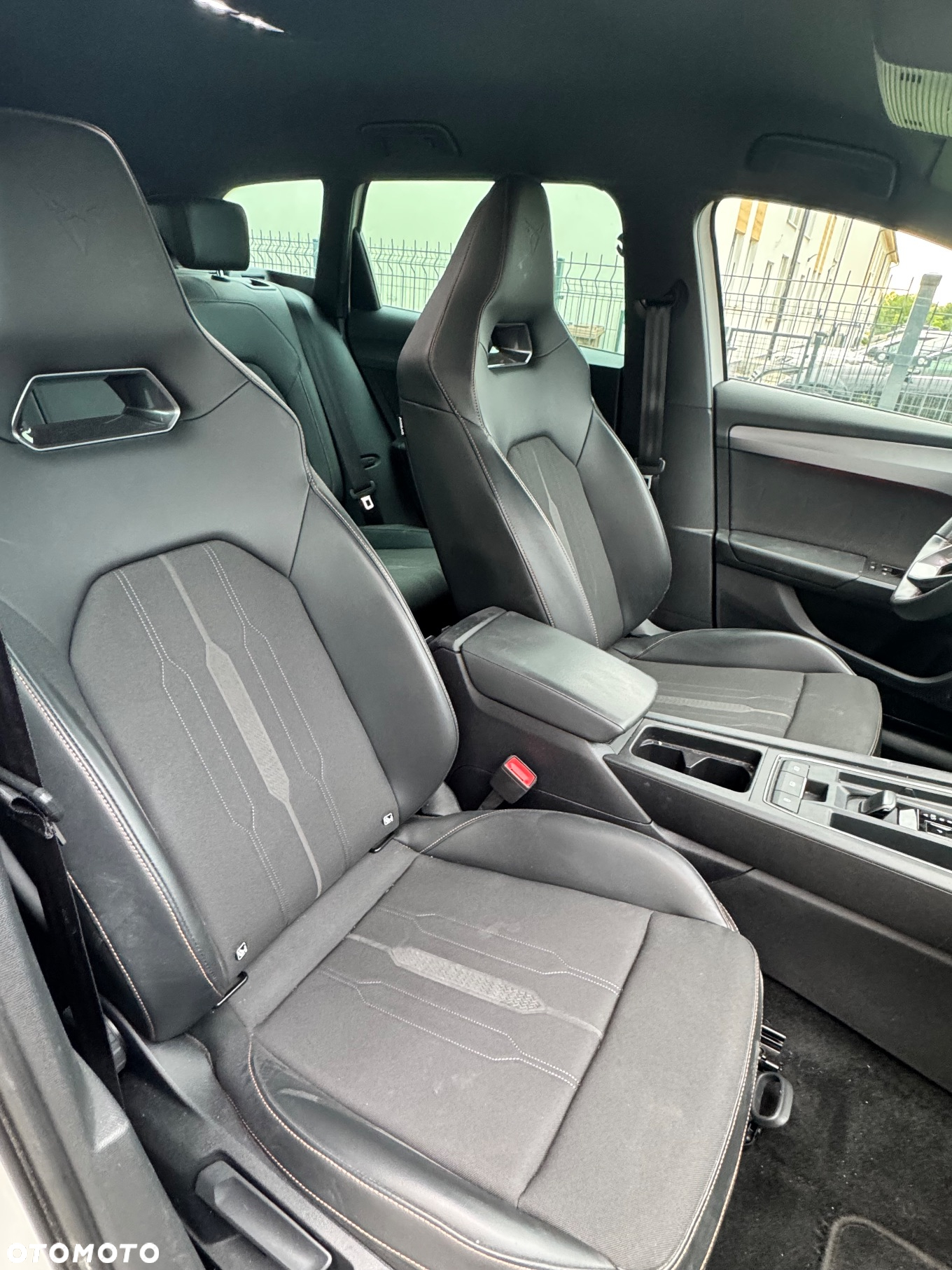 Cupra Leon Sportstourer 1.5 e-Hybrid - 17