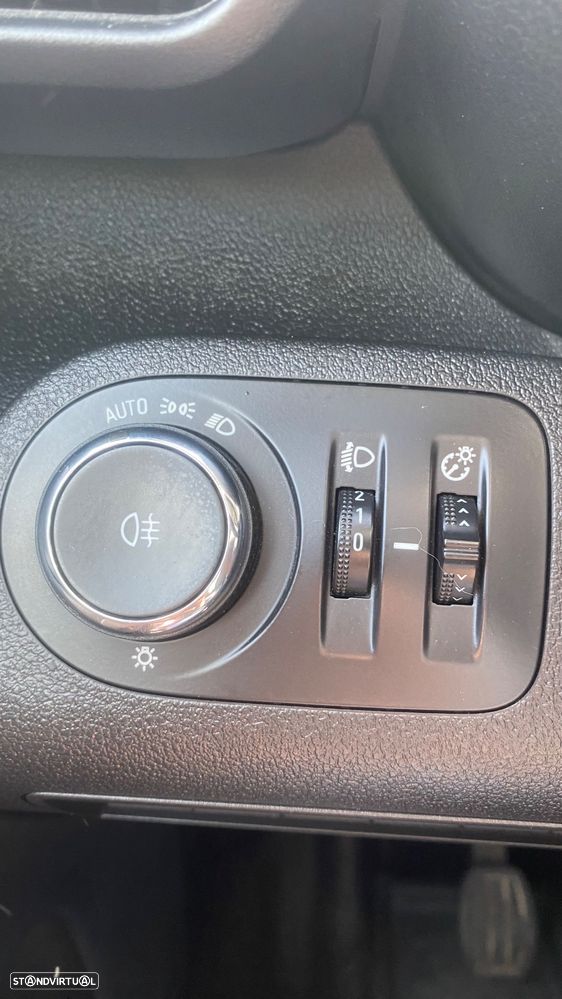 Opel Combo 1.5 CDTi L1H1 Enjoy - 26