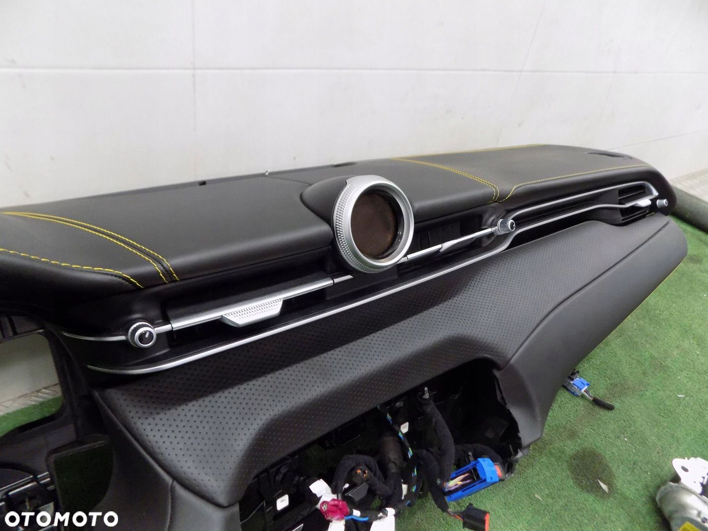 MASERATI GRECALE DESKA ROZDZIELCZA AIRBAG PODUSZKA PASY KPL - 3
