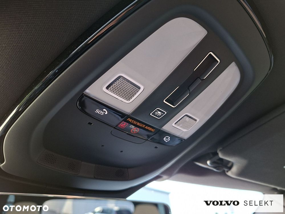 Volvo XC 90 - 31