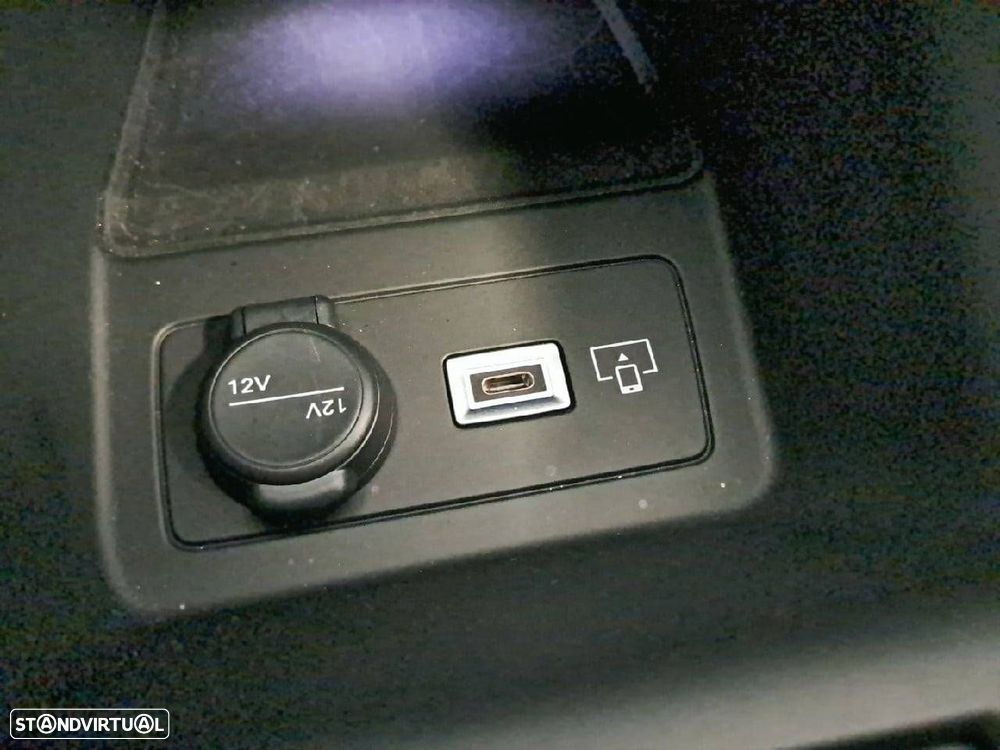 Peugeot 308 - 25