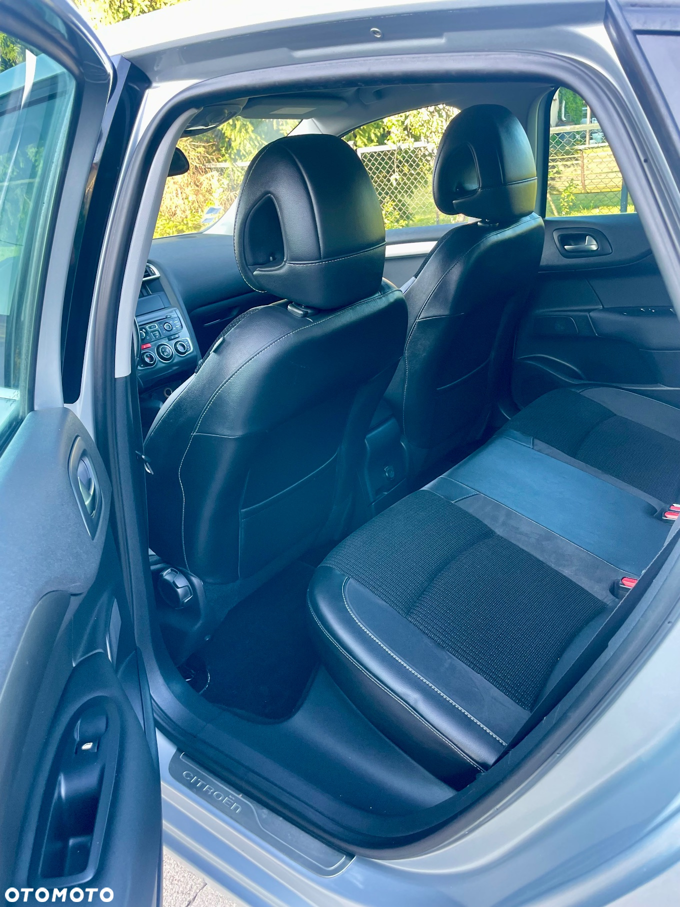 Citroën C4 1.6 HDi Exclusive - 20
