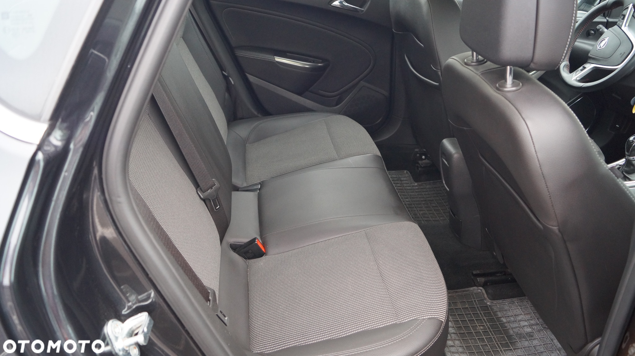 Opel Astra III 1.7 CDTI ecoFLEX - 8
