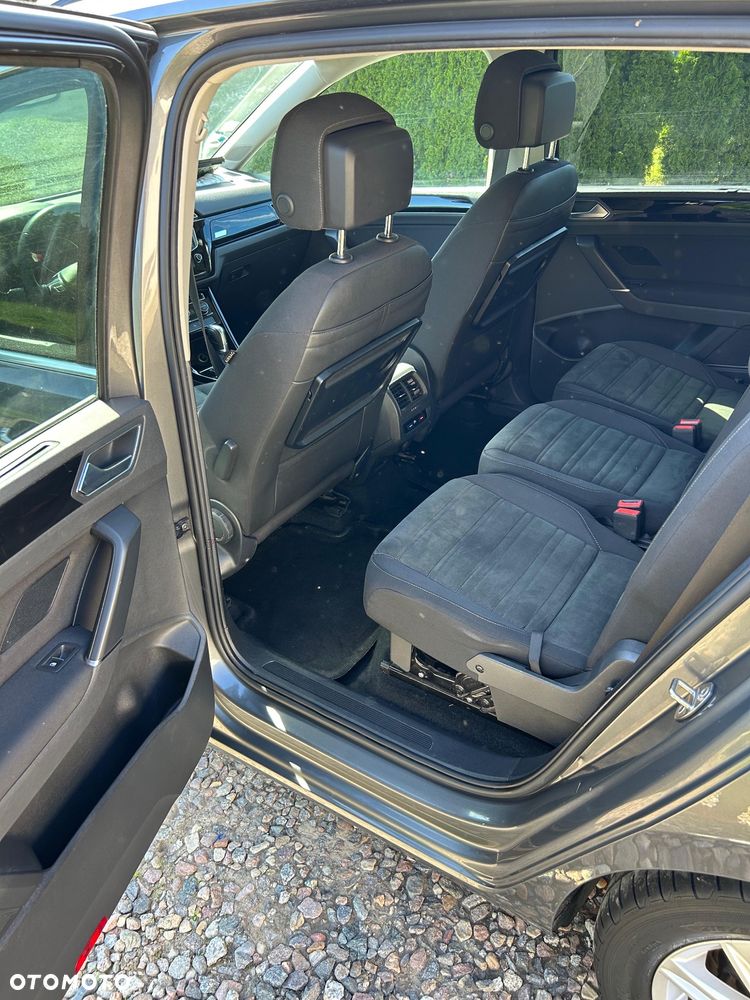 Volkswagen Touran 2.0 TDI SCR DSG ACTIVE - 18