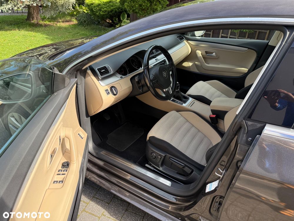 Volkswagen CC - 11
