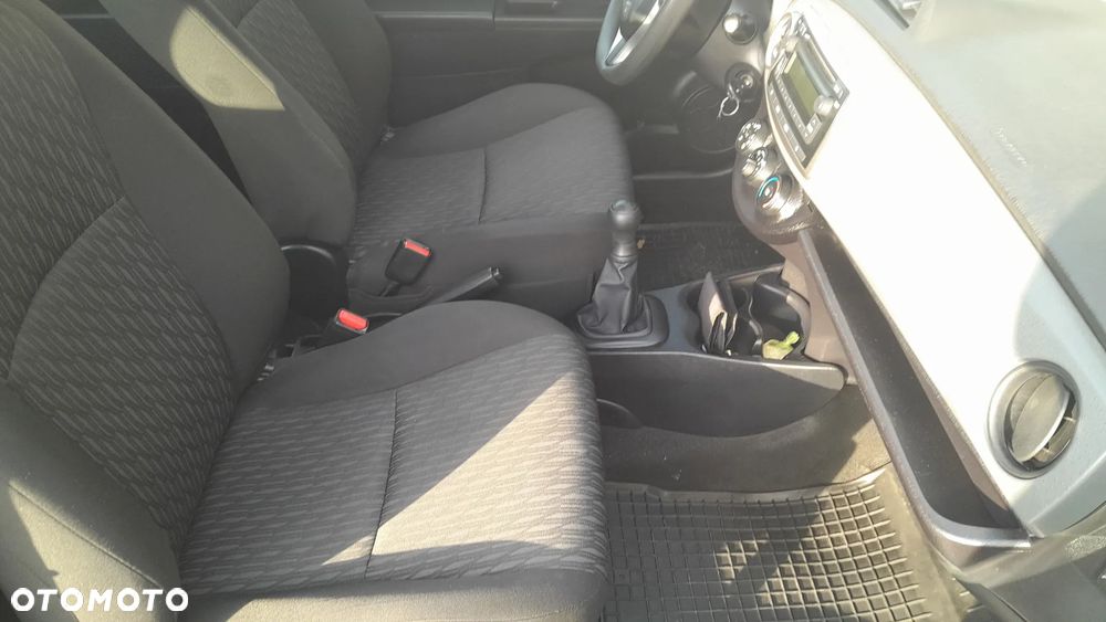 Toyota Yaris - 9