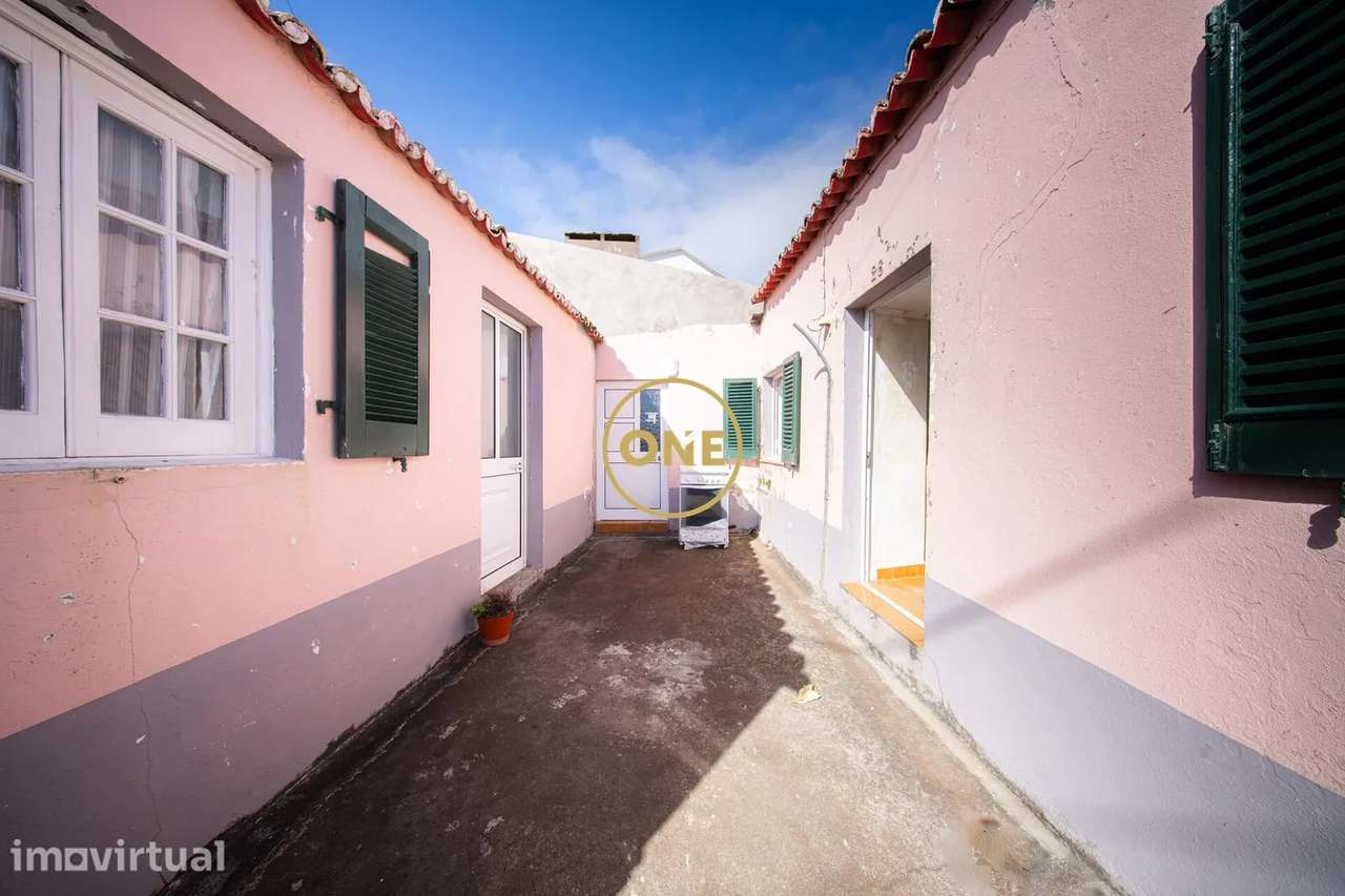 Moradia T2 nos Mosteiros — Vista Mar Icónica e Potencial Máximo - Grande imagem: 5/22