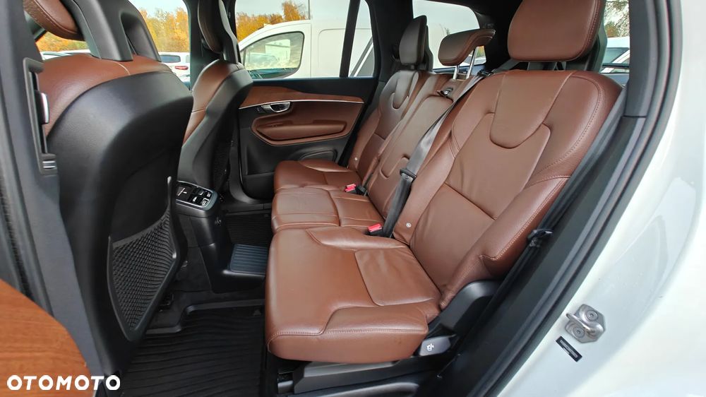 Volvo XC 90 T8 AWD Plug-In Hybrid Inscription 7os - 16