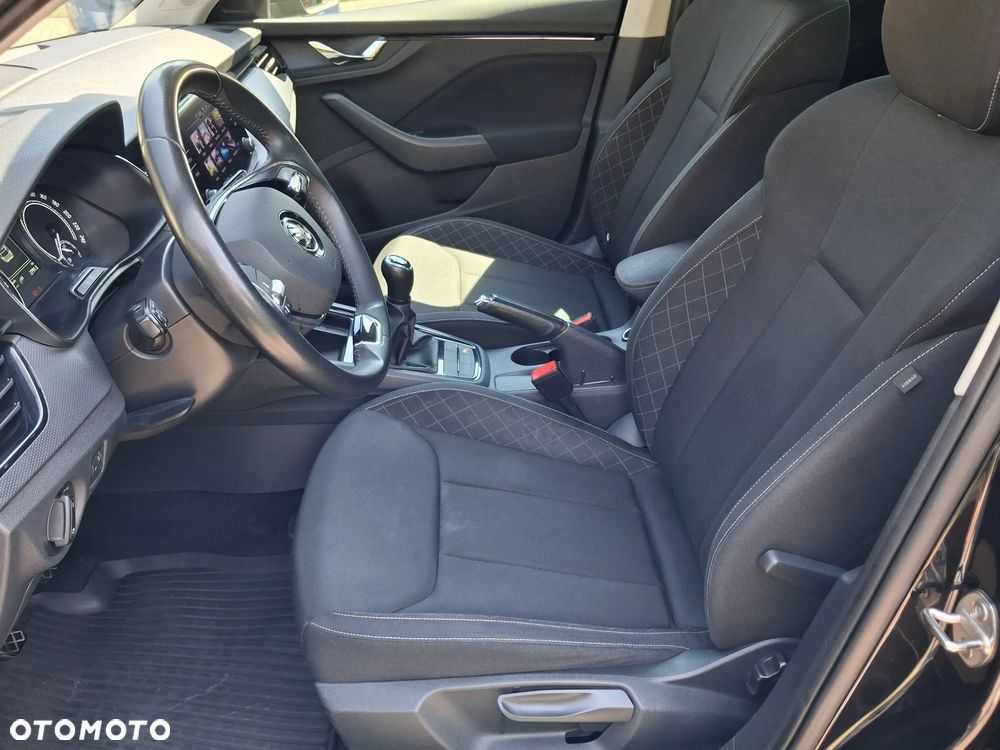 Skoda Kamiq 1.0 TSI Ambition - 35