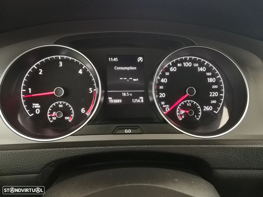 VW Golf 1.6 TDI BlueMotion Lounge - 11