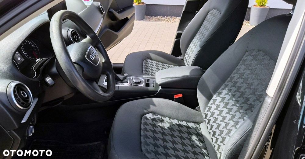 Audi A3 Sportback - 25