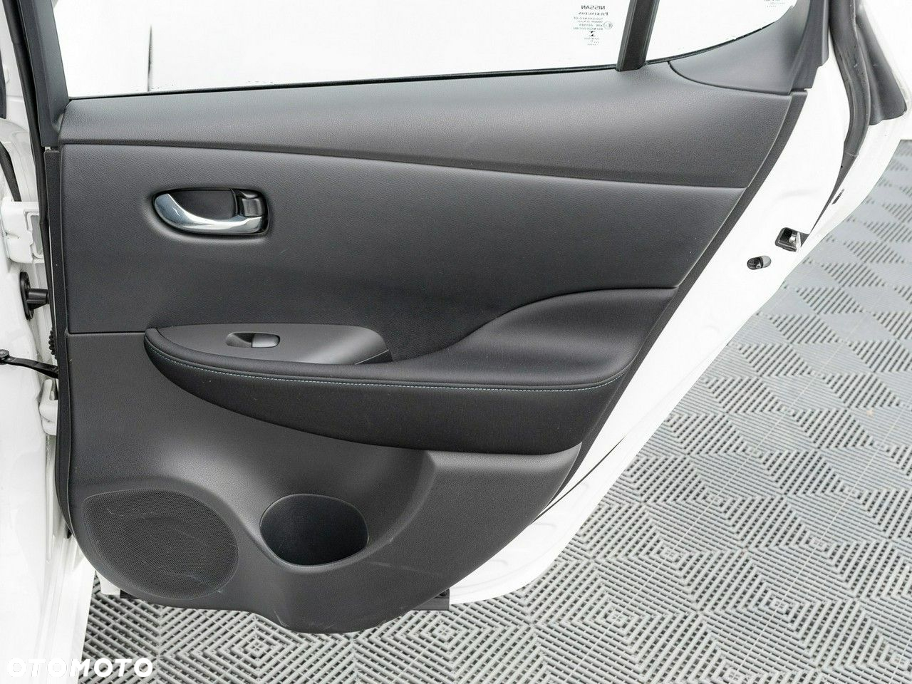 Nissan Leaf - 28