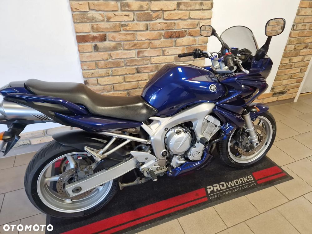 Yamaha FZ6 - 5