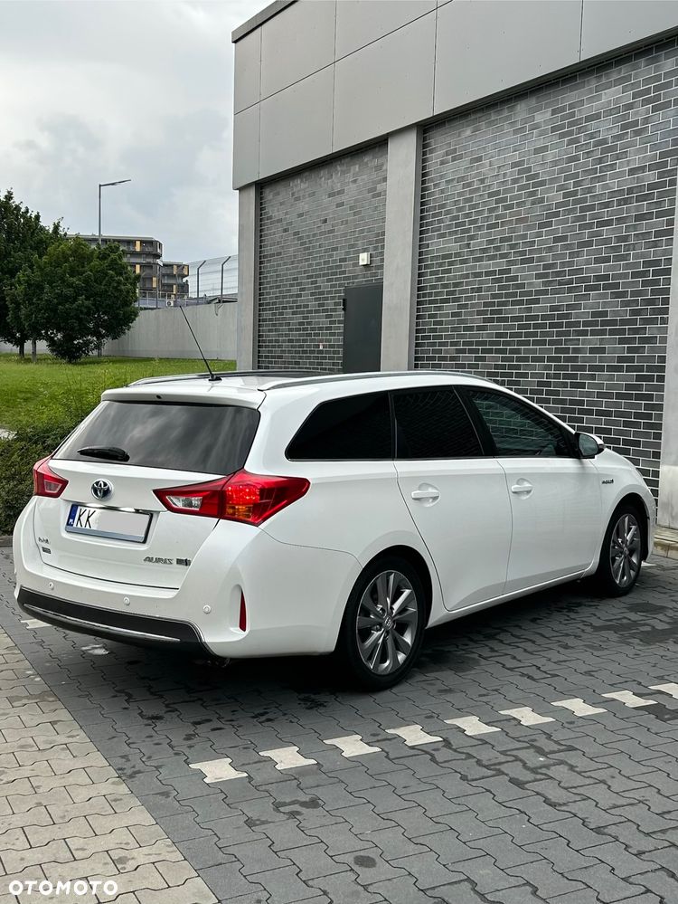 Toyota Auris Hybrid 135 Prestige - 1