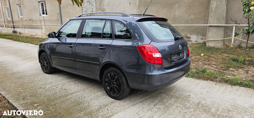 Skoda Fabia 1.2 TSI Ambiente - 3