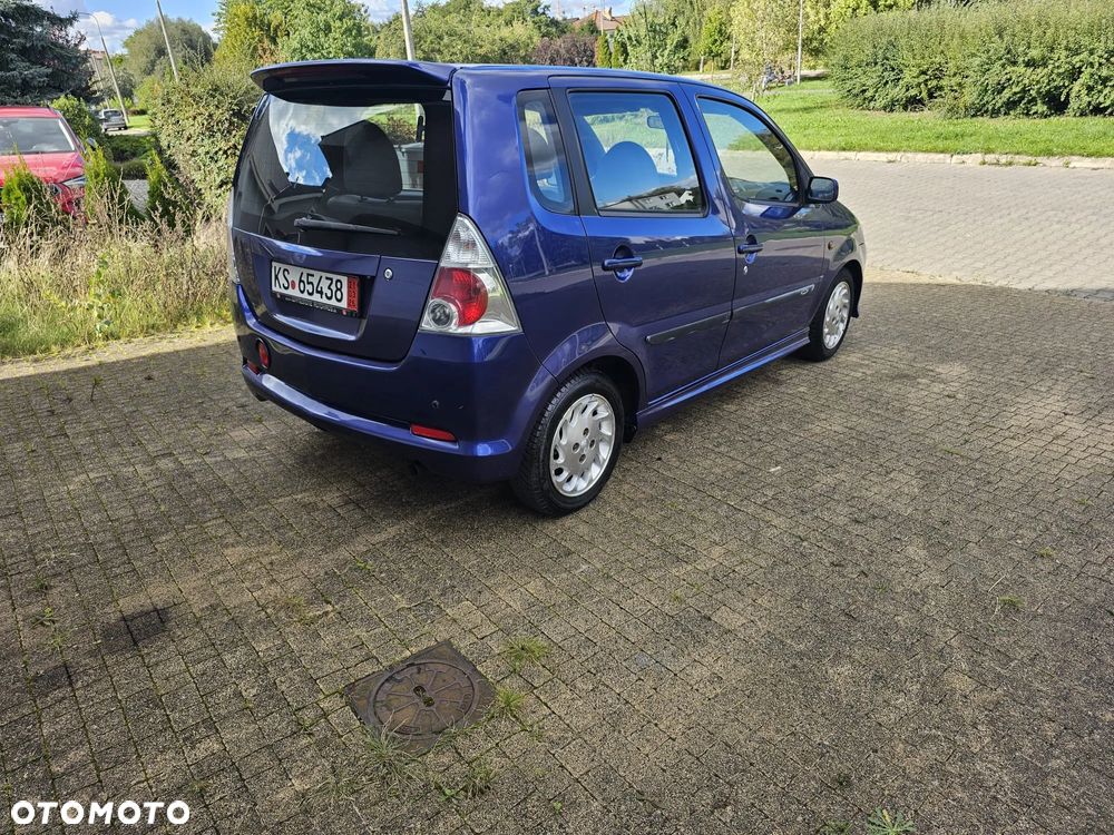 Daihatsu Sirion - 6