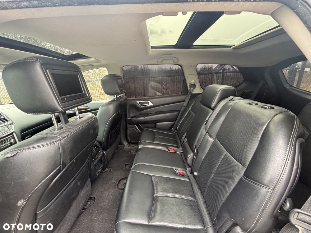 Nissan Pathfinder - 7