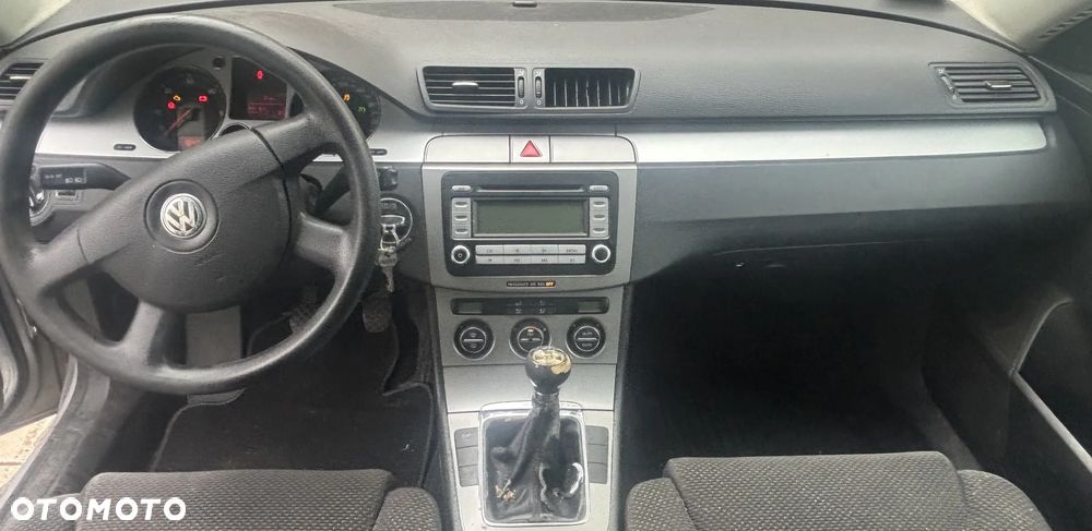 Volkswagen Passat - 7