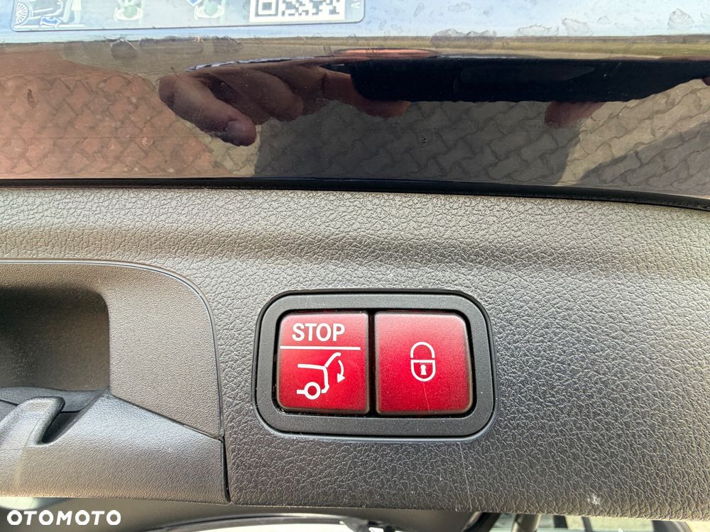 Mercedes-Benz GLE - 29