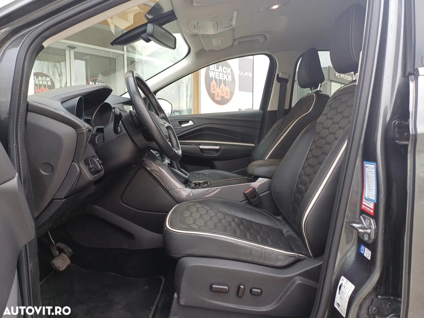 Ford Kuga 2.0 TDCi 4WD Powershift Vignale - 10