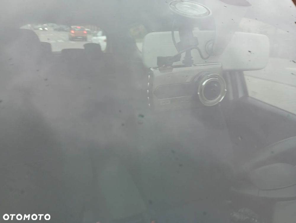 Renault Grand Scenic - 30