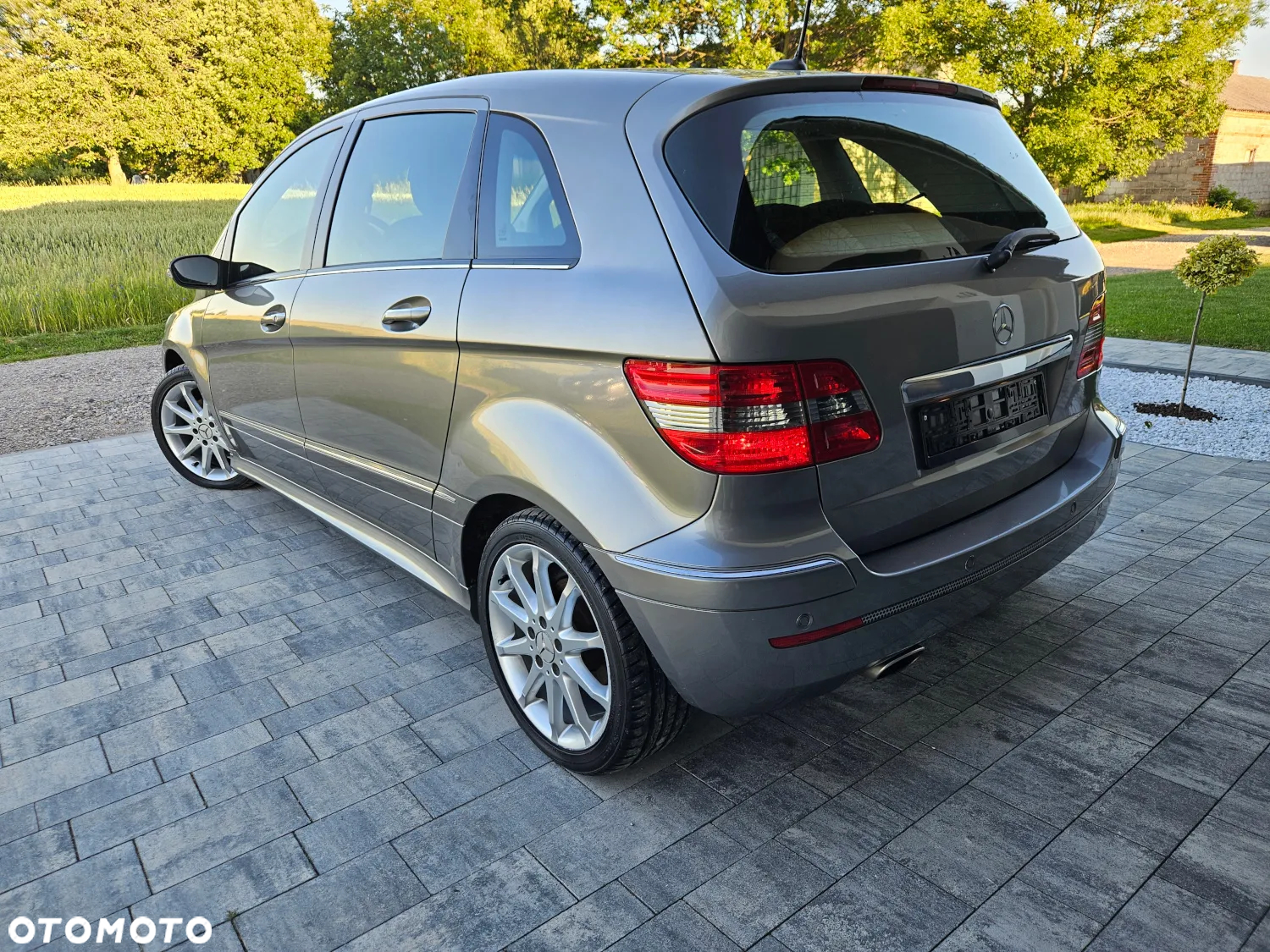 Mercedes-Benz Klasa B 200 - 4