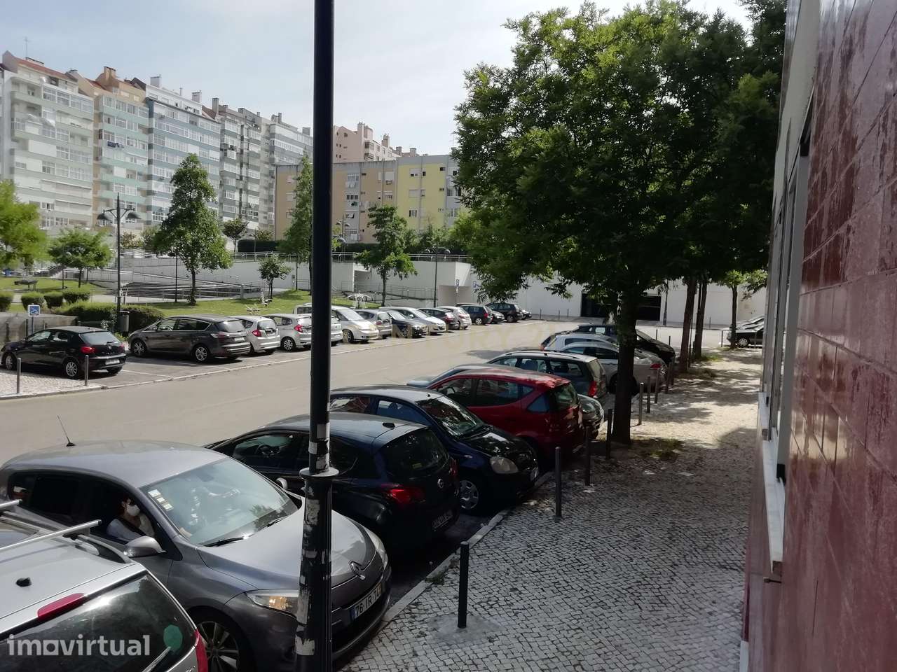 Espaçoso apartamento T4 em São Domingos de Benfica, Lisboa, com 145m², - Grande imagem: 4/38