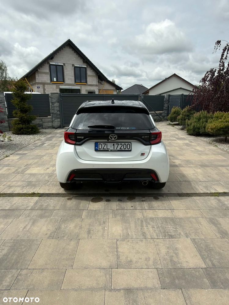 Toyota Yaris Hybrid 1.5 GR Sport - 12