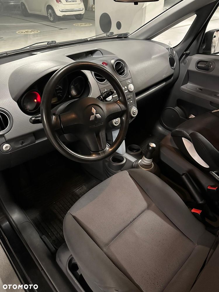 Mitsubishi Colt 1.3 Invite - 5