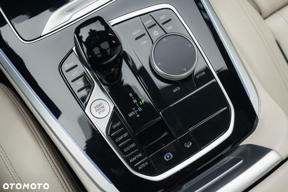 BMW X5 M M50d - 26