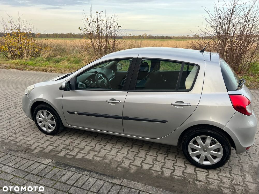 Renault Clio - 3