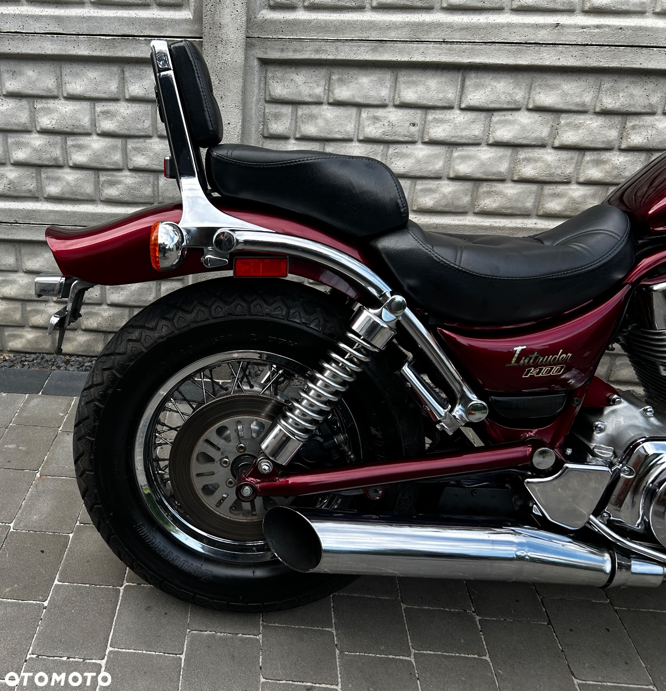 Suzuki Intruder - 6