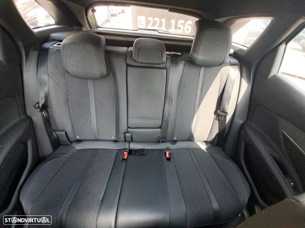Peugeot 3008 1.5 BlueHDi GT Line - 12