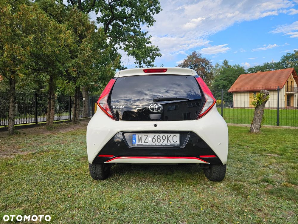 Toyota Aygo x-play - 7