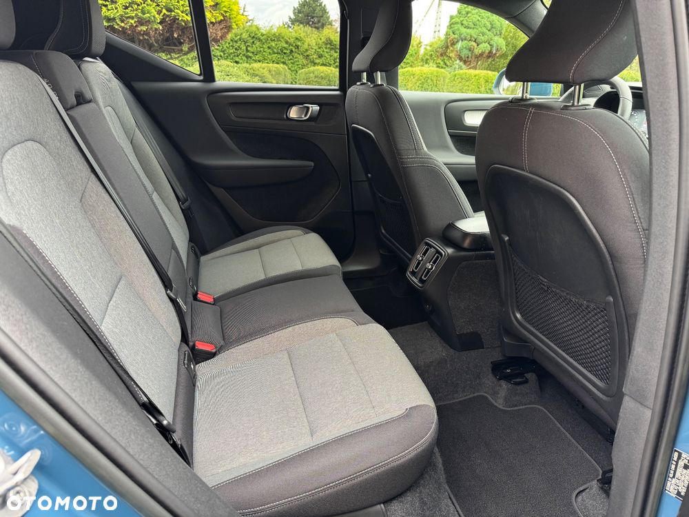Volvo XC 40 T2 Core - 17