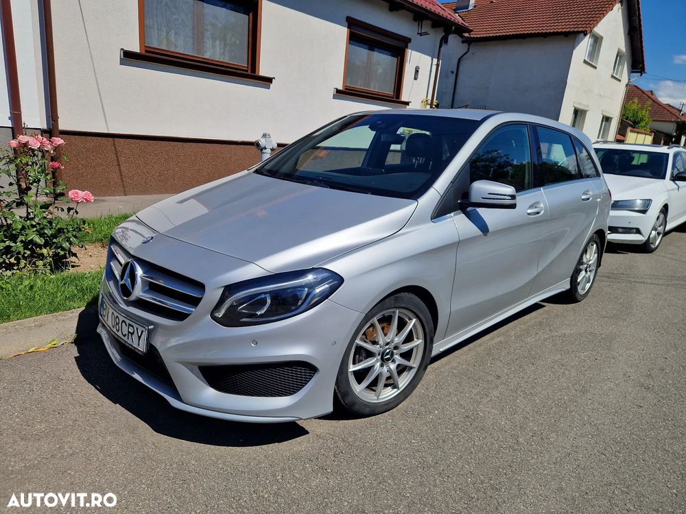Mercedes-Benz B 180 AMG Line - 3